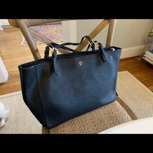 Tory Burch Robinson saffiano leather tote